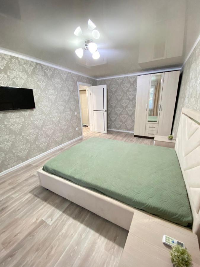 Vip Квартира Центр Uralsk Exterior foto