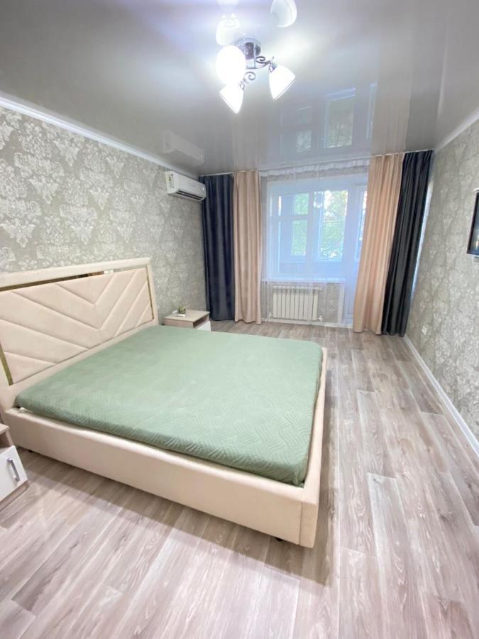 Vip Квартира Центр Uralsk Exterior foto